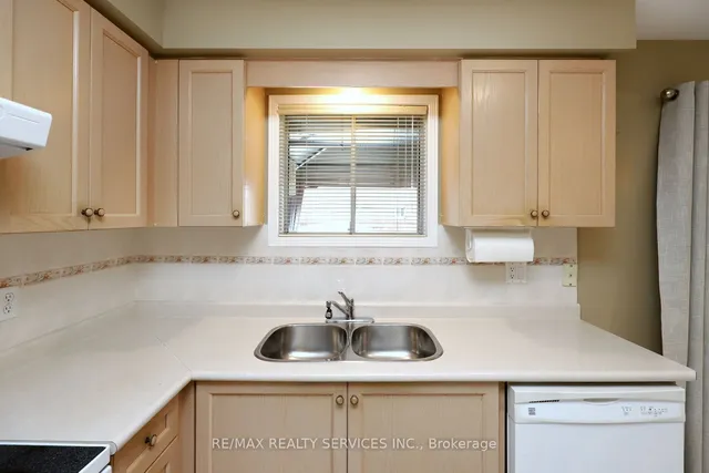 Additional image 15 of 12 Summerfield Cres