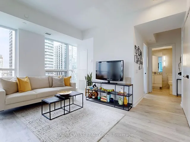 Additional image 17 of 327 King St Unit 3106