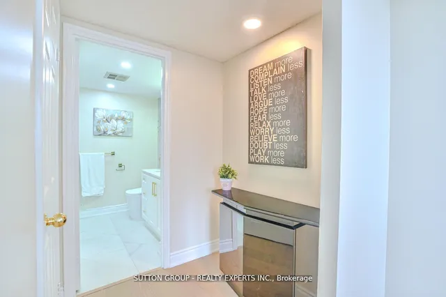 Additional image 24 of 4235 Sherwoodtowne Blvd Unit 907