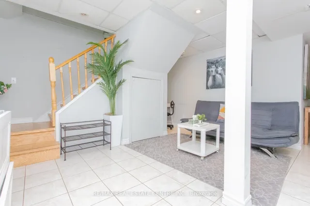 Additional image 33 of 835 Stonebridge Ave