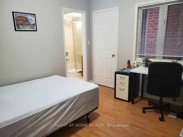 Additional image 19 of 17 Boot Terr