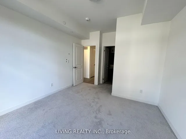 Additional image 16 of 4015 Hickory Dr Unit TH06