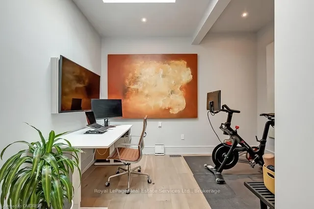 Additional image 26 of 1250 BRAESIDE Dr