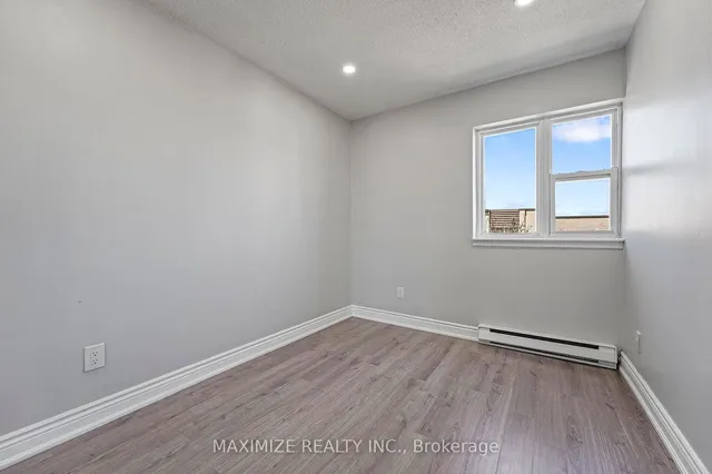 Additional image 8 of 1055 Dundas St Unit 192