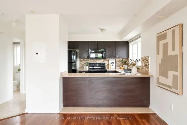 Additional image 16 of 2551 Sixth Line Unit 19