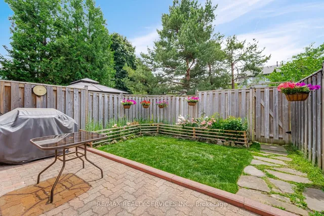 Additional image 37 of 54 Tara Park Cres