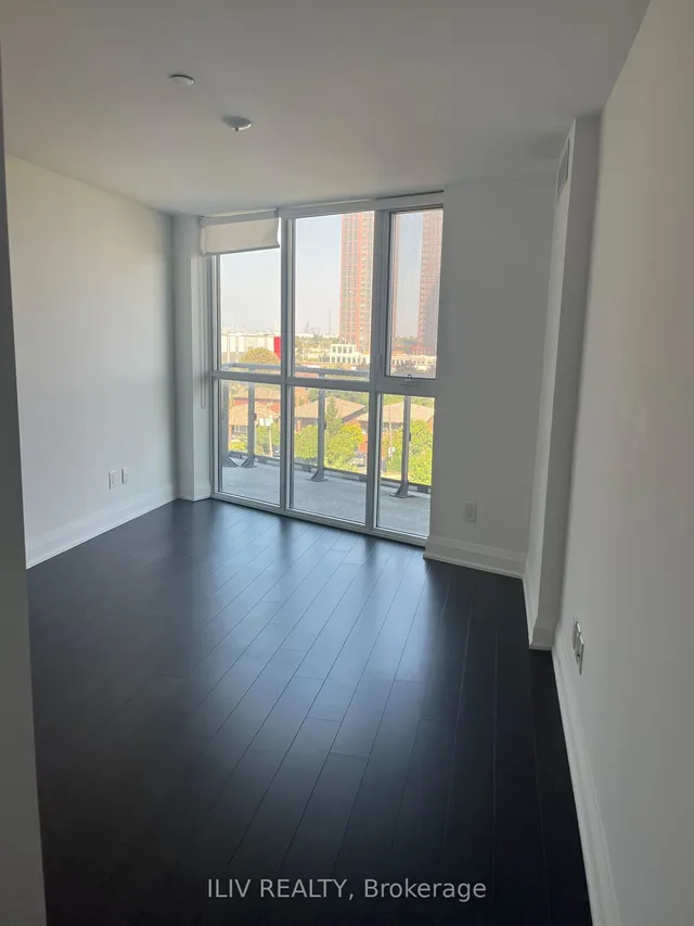 Additional image 10 of 16 McAdam Ave Unit 605