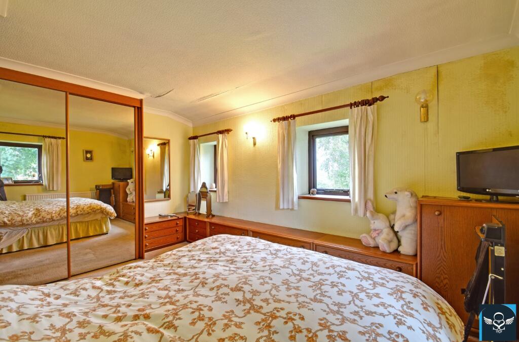 Additional image 10 of Wheatley Lane Road, Fence