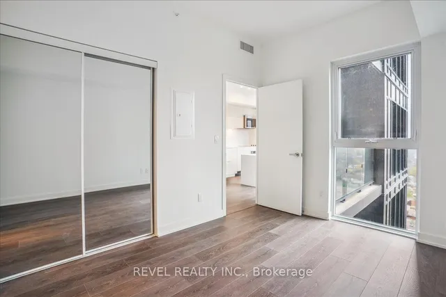 Additional image 19 of 370 Martha St Unit 1910