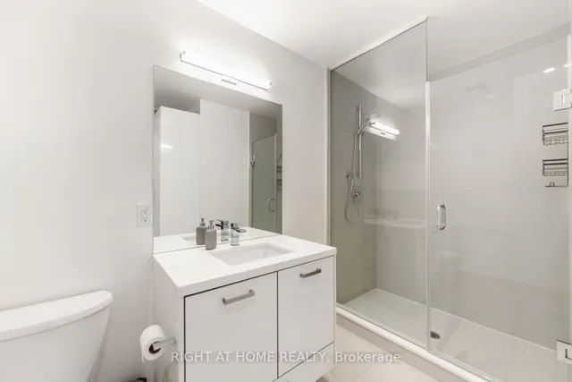 Additional image 7 of 608 Richmond St Unit LPH02