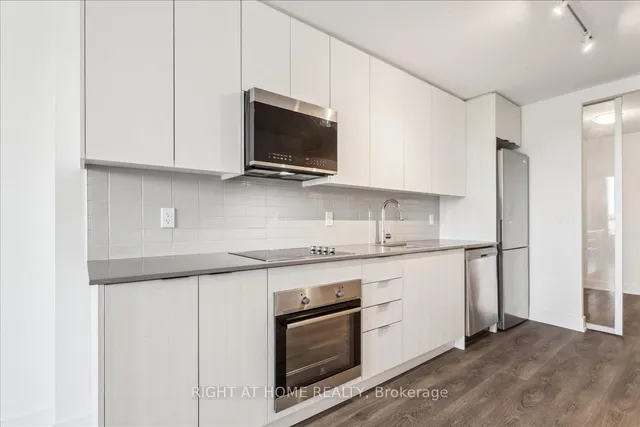 Additional image 18 of 2489 Taunton Rd Unit 418