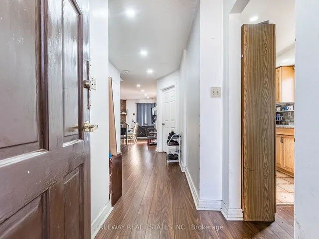 Additional image 3 of 66 Banting Cres