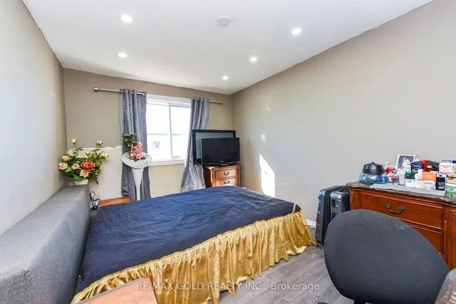 Additional image 26 of 7500 Goreway Dr Unit 35