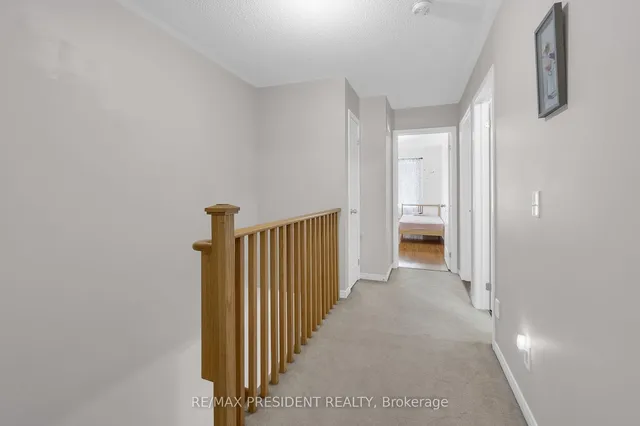 Additional image 21 of 103 Cedar Lake Cres