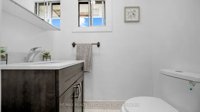 Additional image 19 of 475 Bramalea Rd Unit 45