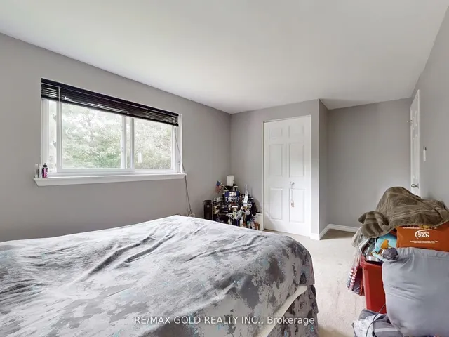 Additional image 16 of 44 Deloraine Dr