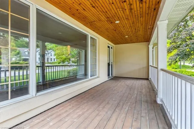 Additional image 32 of 222 Alscot Cres