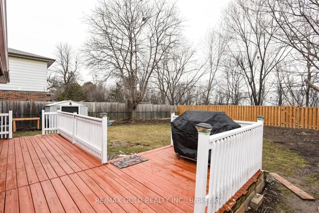 Additional image 35 of 8 Drury Cres