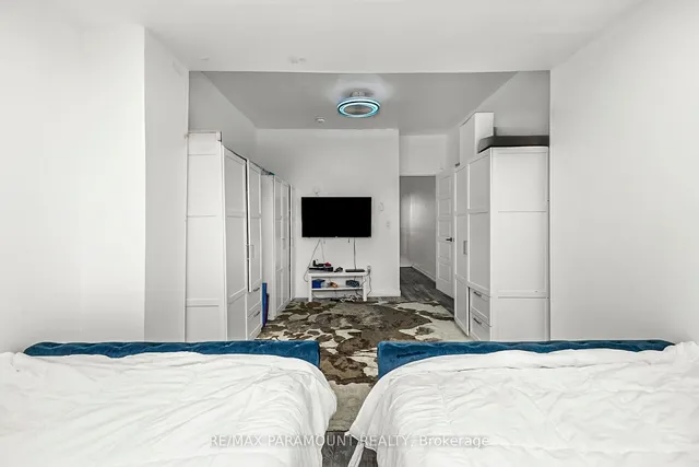 Additional image 36 of 121 Mulock Ave