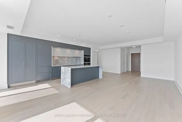 Additional image 8 of 20 Inn on the Park Dr Unit 2033