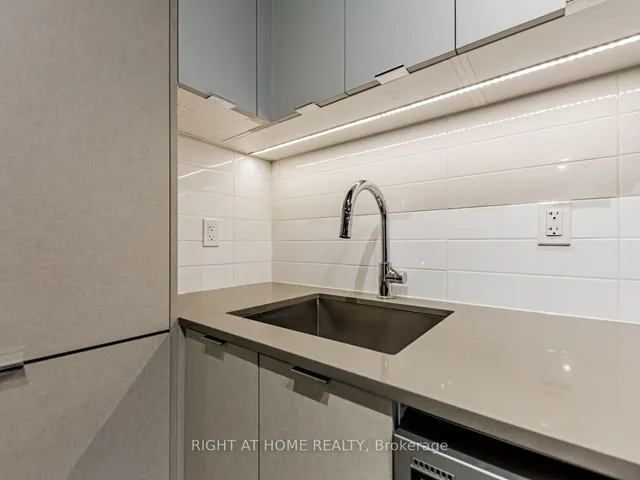 Additional image 8 of 26 Gibbs Rd Unit 324