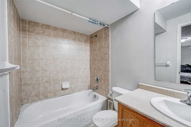 Additional image 16 of 17 Boot Terr