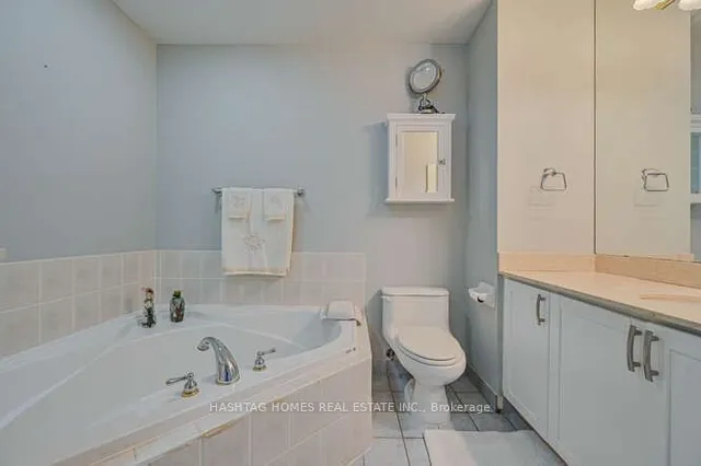 Additional image 18 of 25 Kingsbridge Garden Circ Unit 2813