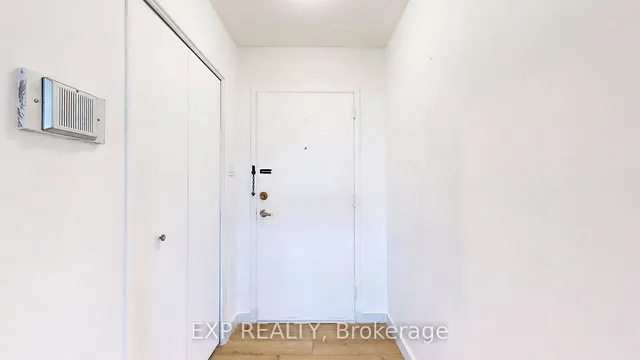 Additional image 8 of 130 Neptune Dr Unit 906