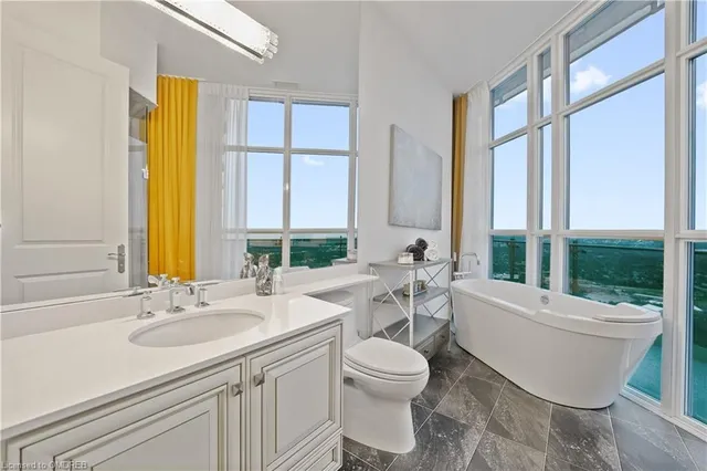 Additional image 39 of 50 Absolute Ave Unit PH3 - 5003