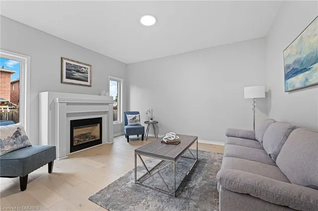 Additional image 9 of 486 Acumen Crt