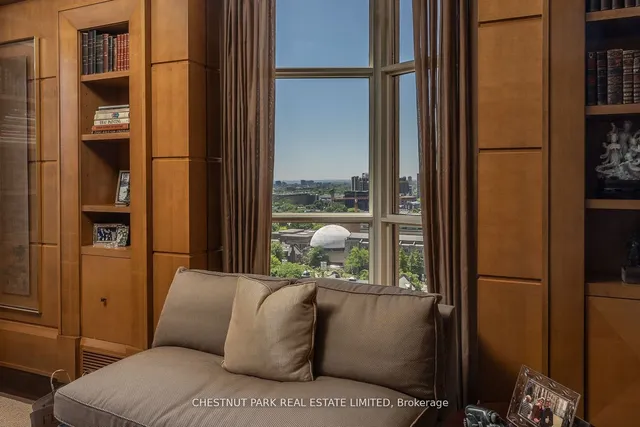 Additional image 30 of 22 St Thomas St Unit 18A