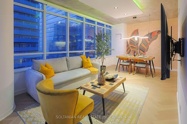 Additional image 4 of 55 Bremner Blvd Unit 1810