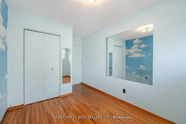 Additional image 23 of 68 Lynmont Rd