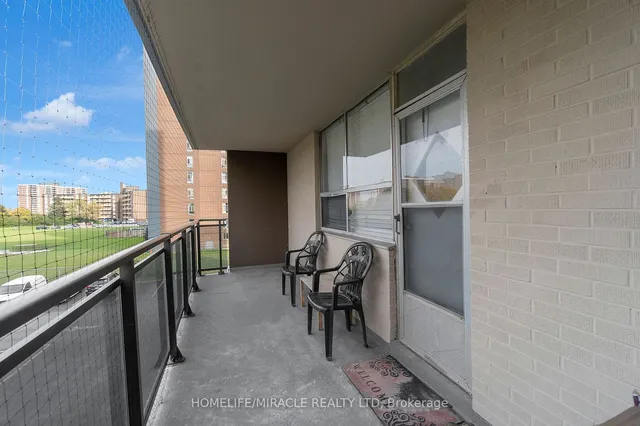 Additional image 30 of 60 Stevenson Rd Unit 302