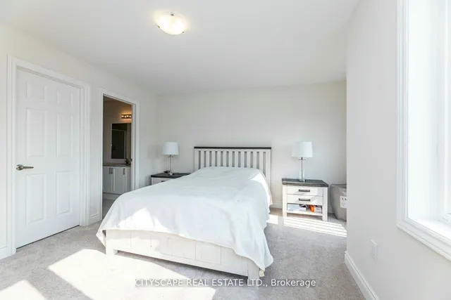 Additional image 30 of 3243 Sixth Line