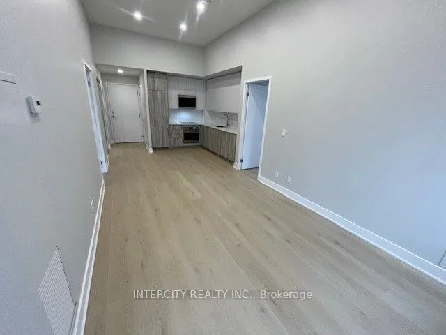 Additional image 9 of 297 Oak Walk Dr Unit 409