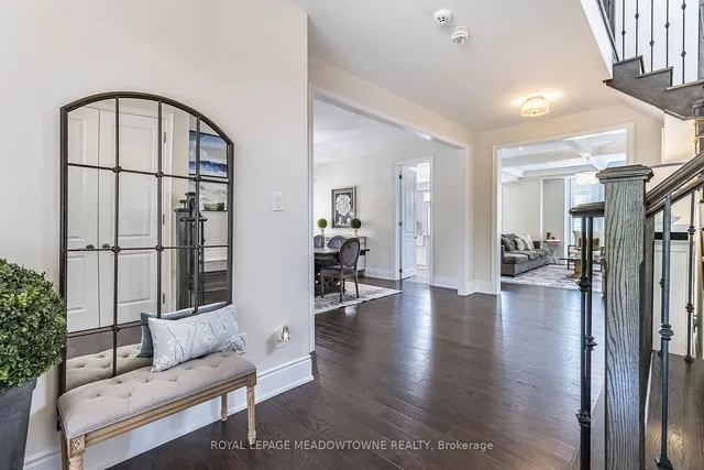 Additional image 6 of 21 Provost Tr