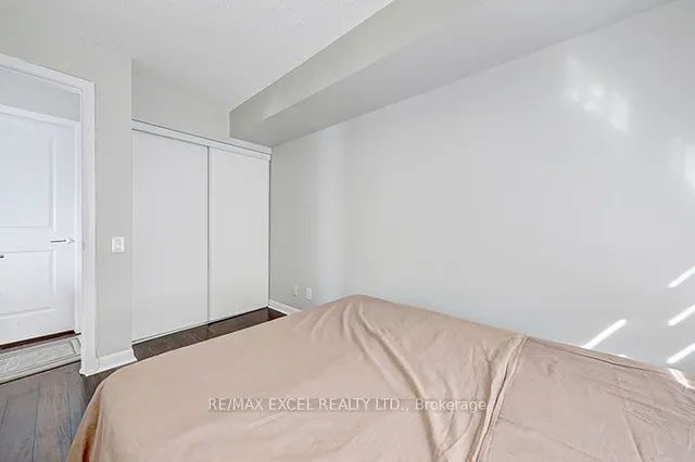 Additional image 18 of 25 Town Centre Crt St Unit 608