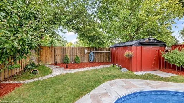 Additional image 27 of 10 Highland Trail