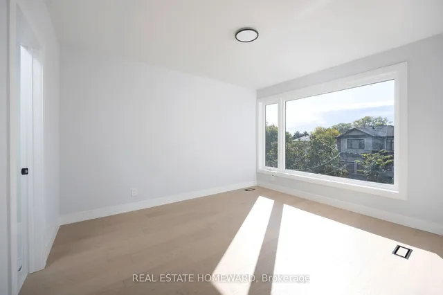 Additional image 24 of 307 Delta St