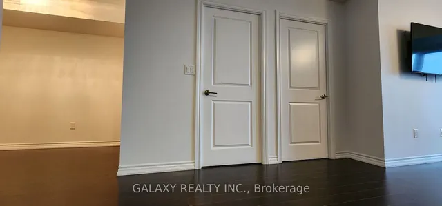 Additional image 14 of 386 Yonge St Unit 1505