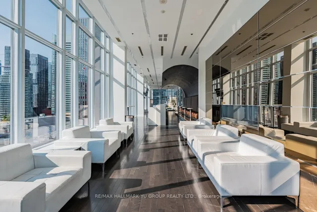 Additional image 16 of 126 Simcoe St Unit 1205