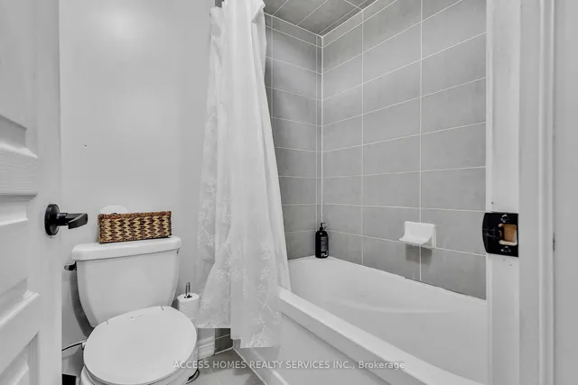 Additional image 30 of 88 Lola Cres