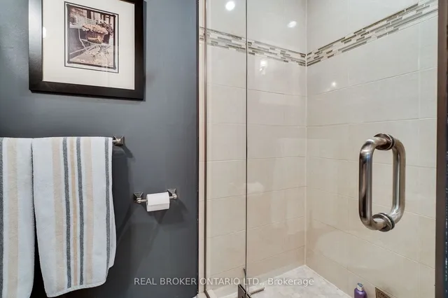 Additional image 28 of 1501 Upper Middle Rd Unit 3