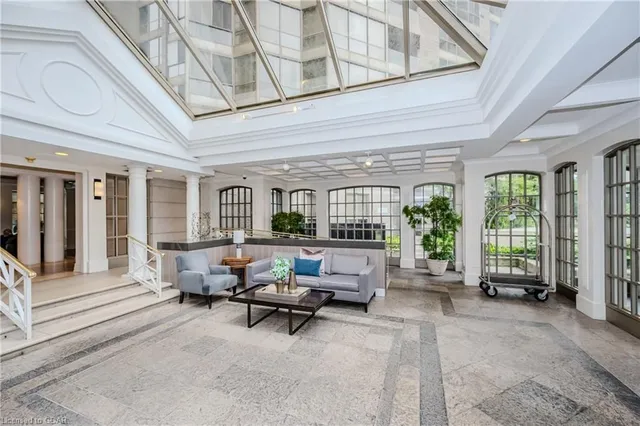 Additional image 17 of 55 Kingsbridge Garden Cir Unit 406