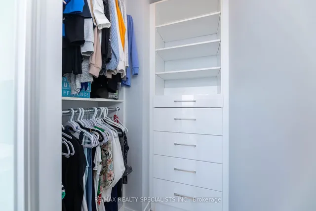 Additional image 17 of 90 PARK LAWN Rd Unit 1212