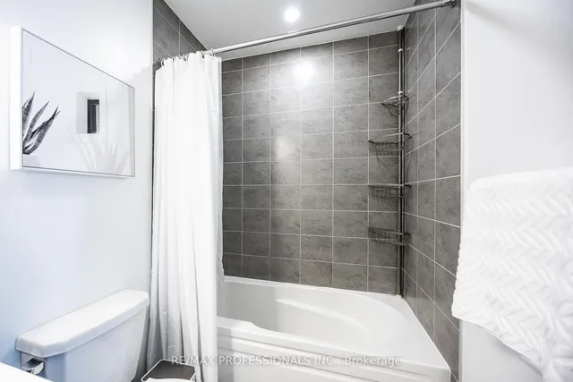 Additional image 17 of 95 Dundas St Unit 118