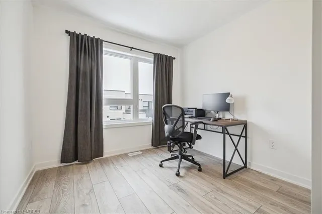 Additional image 32 of 3170 Lotus Common Common