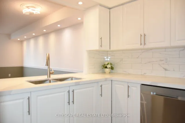 Additional image 8 of 3845 Lakeshore Blvd Unit 1201