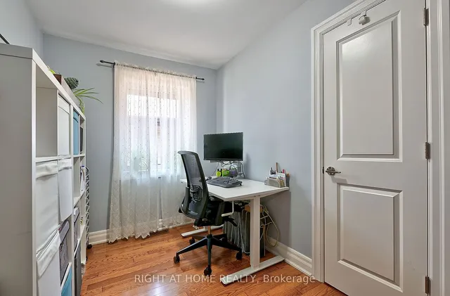 Additional image 12 of 32 Del Ria Dr